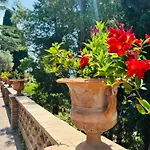 Casa Perla Taormina-giardini Naxos * Taormina