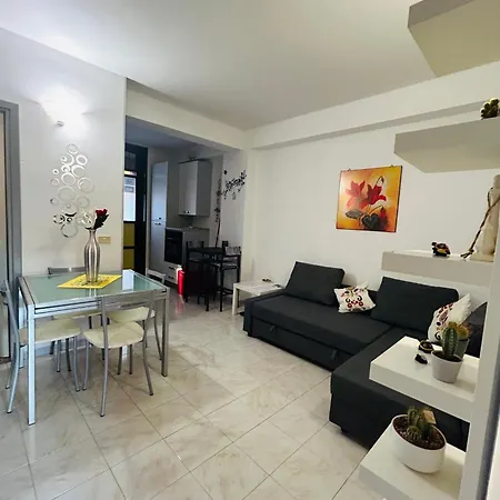 Casa Perla Taormina-giardini Naxos